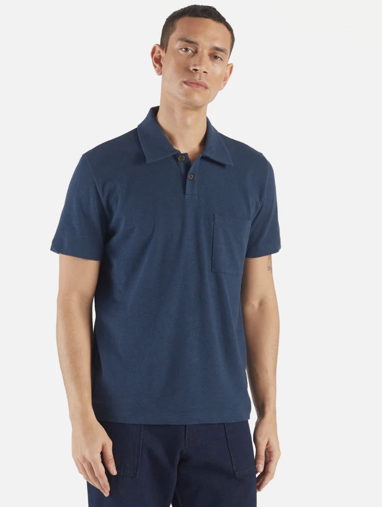 Contemporary Polo Shirt: Comfortable and sustainable blend of organic cotton and hemp. Versatile addition to any wardrobe.