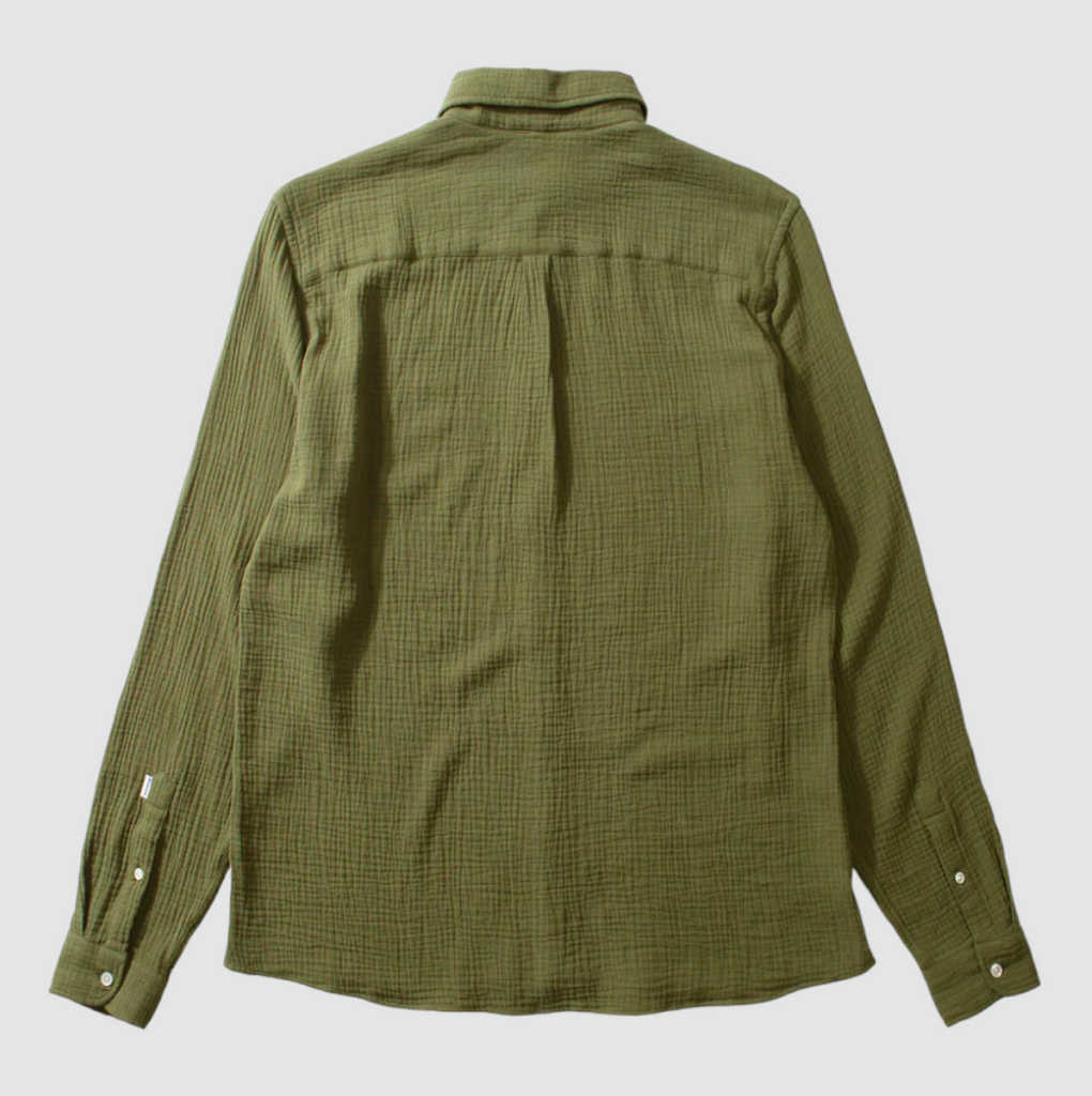 Edmmond Studios Snap Shirt in Khaki - Lightweight organic cotton shirt made in Portugal, ideal for versatile summer wear.