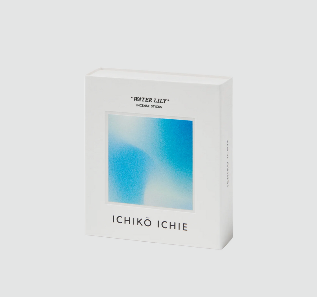 Ichikō Ichie Water Lily Incense Sticks - natural aquatic and floral musk aroma, 30 sticks with 15-minute burn time, non-synthetic scent.