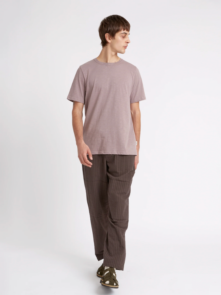 Oliver Spencer Conduit T-Shirt Hawley in Mauve - Regular-fit crew neck t-shirt crafted from lightweight slub cotton. Perfect for effortless spring style