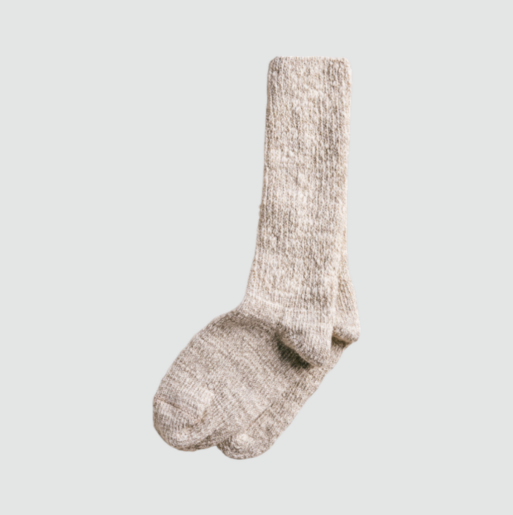 Yahae Garabou Organic Cotton Socks in Green - Soft, hand-spun slipper socks crafted with Japanese spinning method 'garabou' for ultimate comfort at home.