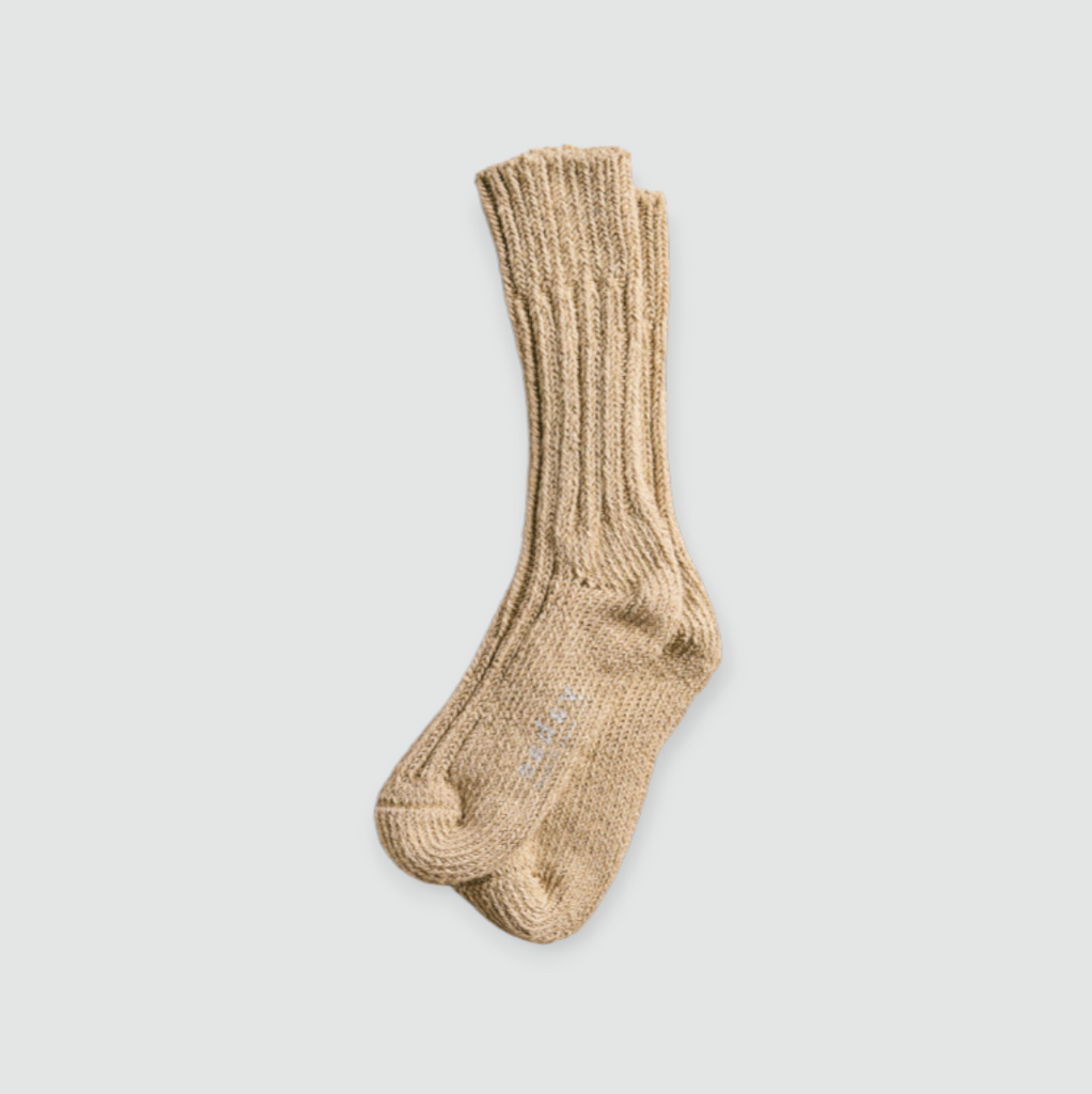 Yahae Organic Cotton Row Gauge Socks in Green - Classic low-gauge socks with a hand-knit feel, crafted from premium cotton on a vintage machine from Bentley, England